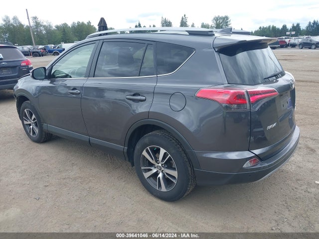 Toyota Rav4 Xle 2017 JTMRFREV6HJ145161 Image 3