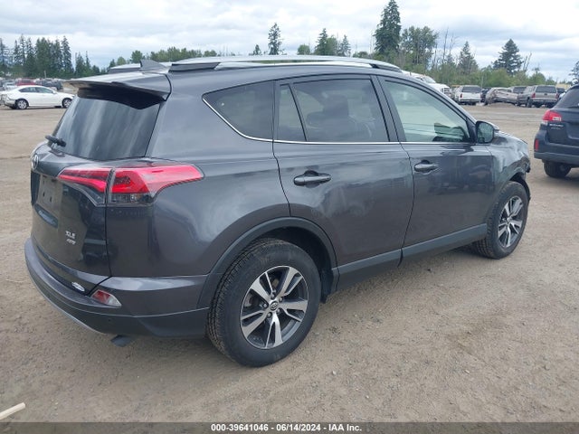 Toyota Rav4 Xle 2017 JTMRFREV6HJ145161 Image 4