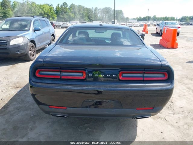 2C3CDZAG1GH239987 Dodge Challenger Sxt
