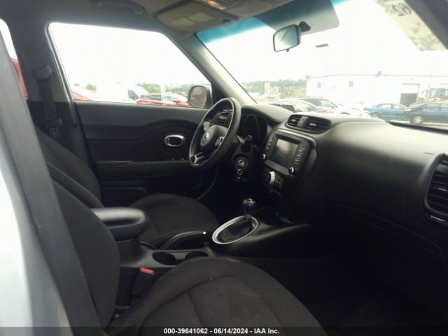 KNDJN2A20K7656985 KIA Soul