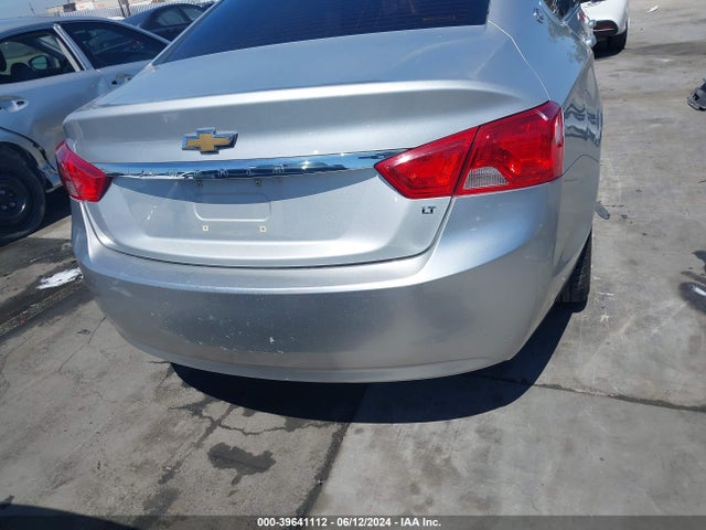Chevrolet IMPALA 1LT 2018 2G1105SA1J9154319 Image 17