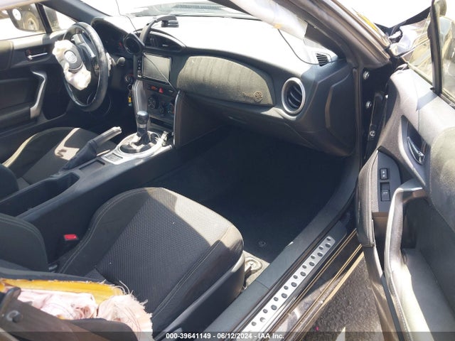 Toyota 86 2017 JF1ZNAA18H8702351 Image 5