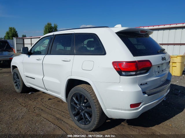 1C4RJFAGXJC195530 Jeep Grand Cherokee Altitude 4x4