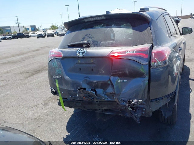 Toyota Rav4 Xle 2016 JTMWFREV0GD086592 Image 16