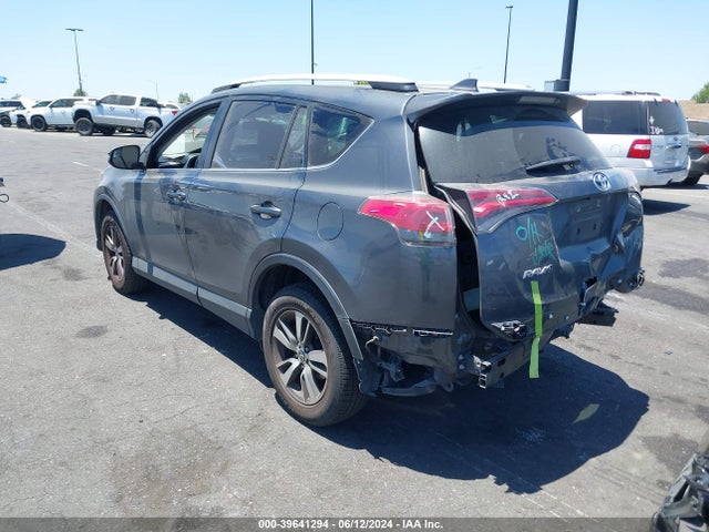 Toyota Rav4 Xle 2016 JTMWFREV0GD086592 Image 3