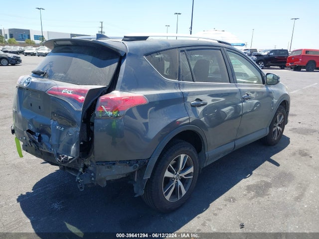 Toyota Rav4 Xle 2016 JTMWFREV0GD086592 Image 4