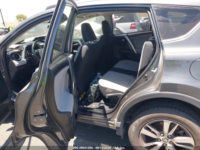 Toyota Rav4 Xle 2016 JTMWFREV0GD086592 Image 8