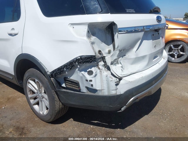Ford EXPLORER XLT 2017 1FM5K7D86HGA76717 Image 6