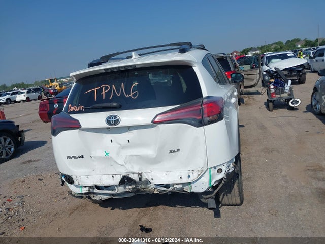 Toyota Rav4 Xle 2018 2T3WFREV1JW416573 Image 16