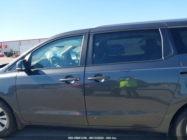 KIA SEDONA LX 2016 KNDMB5C17G6112461 Image 15