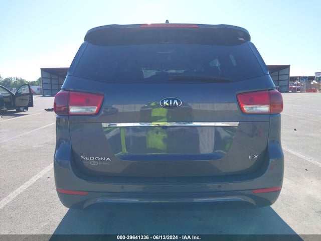 KIA SEDONA LX 2016 KNDMB5C17G6112461 Image 17