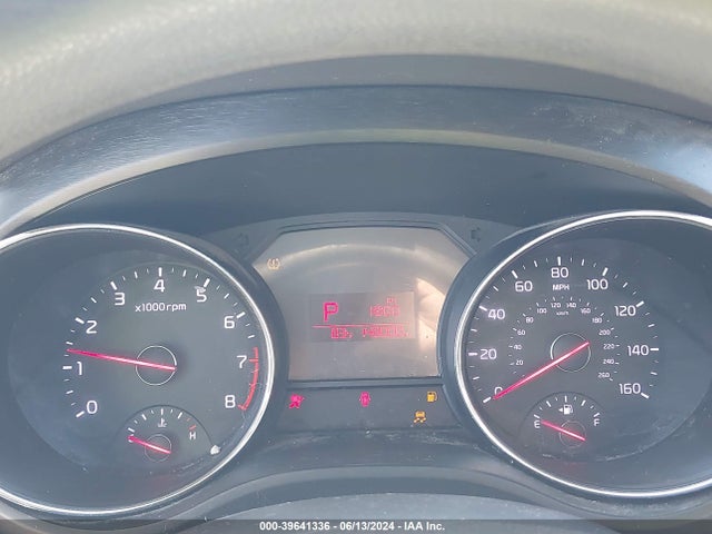 KIA SEDONA LX 2016 KNDMB5C17G6112461 Image 7