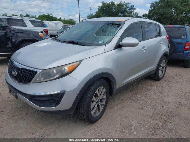 KIA Sportage Lx 2016 KNDPB3AC6G7820054 Image 2