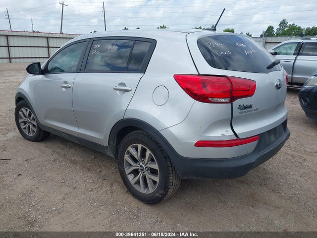 KIA Sportage Lx 2016 KNDPB3AC6G7820054 Image 3