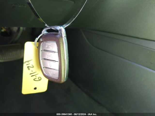 Hyundai Elantra Value Edition 2019 5NPD84LF6KH463090 Image 11