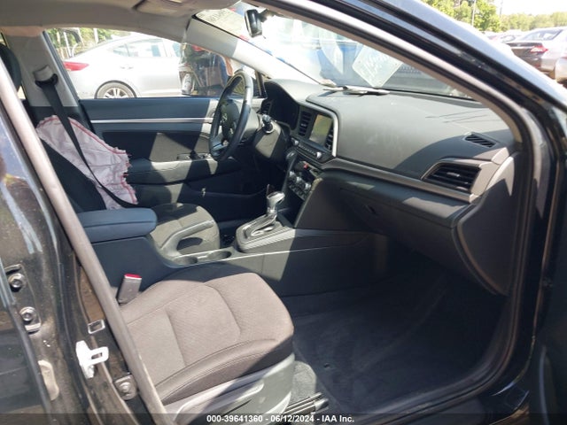Hyundai Elantra Value Edition 2019 5NPD84LF6KH463090 Image 5