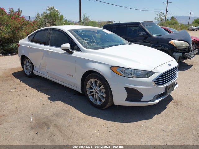 2019 3FA6P0LU9KR188949 main image
