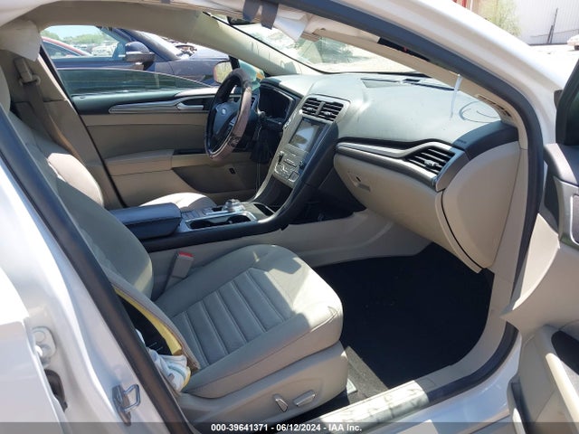 Ford Fusion Hybrid Se 2019 3FA6P0LU9KR188949 Image 5