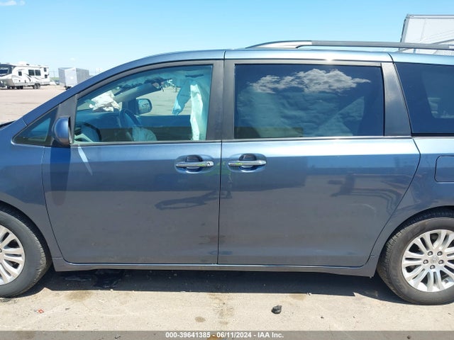 Toyota Sienna Xle 8 Passenger 2015 5TDYK3DC2FS641322 Image 14