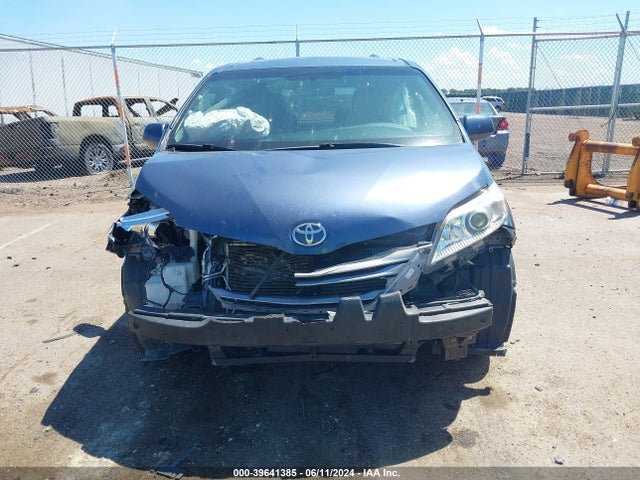Toyota Sienna Xle 8 Passenger 2015 5TDYK3DC2FS641322 Image 6
