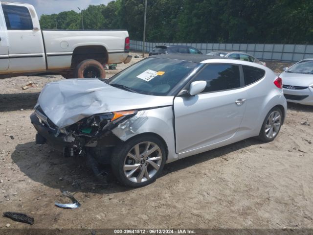 KMHTC6AD6HU315975 Hyundai Veloster