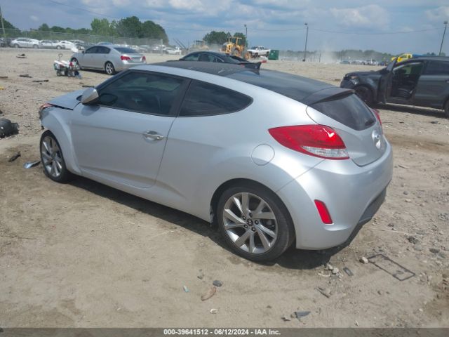 KMHTC6AD6HU315975 Hyundai Veloster