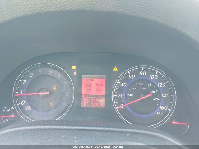 2008 Infiniti G35 Journey მანქანა იყიდება აუქციონზე, vin: JNKBV61E68M215876, აუქციონის ნომერი: 39641534