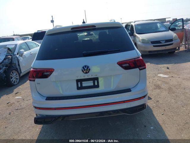 3VVCB7AX8RM008841 Volkswagen Tiguan 2.0t Se R-line Black