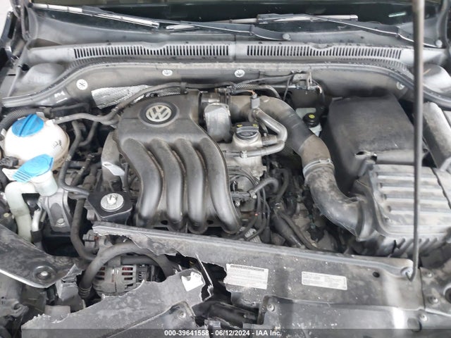 3VW2K7AJXEM369601 Volkswagen Jetta 2.0l S