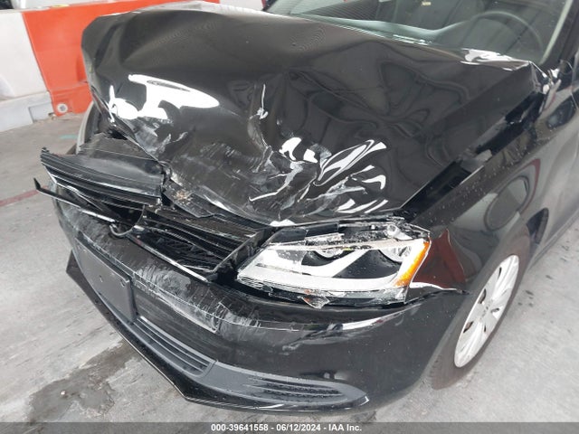 3VW2K7AJXEM369601 Volkswagen Jetta 2.0l S
