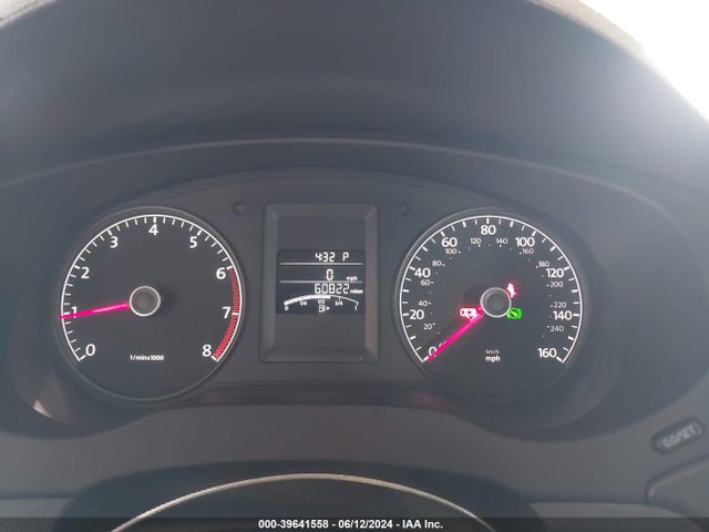 3VW2K7AJXEM369601 Volkswagen Jetta 2.0l S