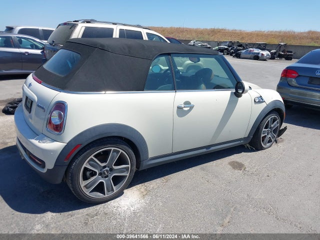 2013 MINI CONVERTIBLE WMWZP3C55DT705504 Photo 3