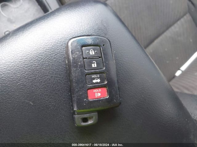 4T1BD1FK7FU142662 Toyota Camry Hybrid Le