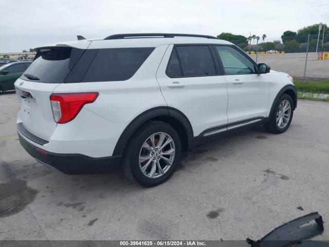 Ford EXPLORER XLT 2021 1FMSK7DH3MGA48872 Image 4