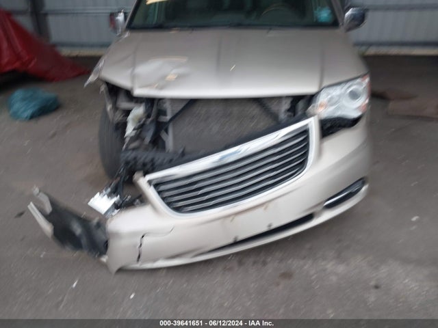 2C4RC1GG0FR514016 Chrysler Town & Country Limited Platinum