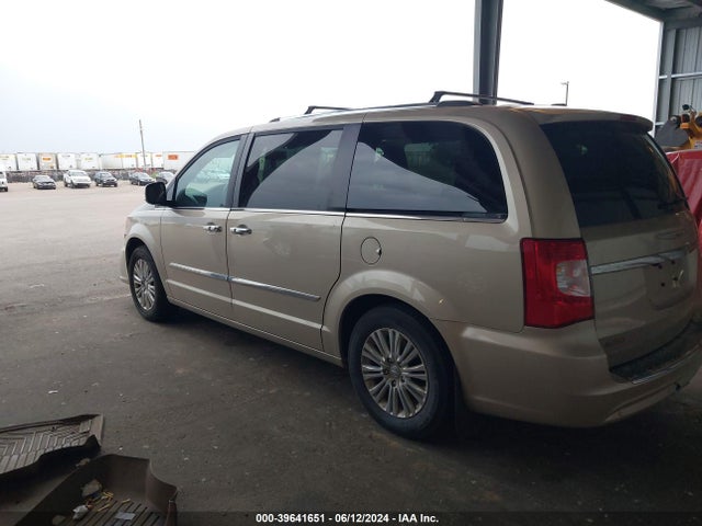 2C4RC1GG0FR514016 Chrysler Town & Country Limited Platinum