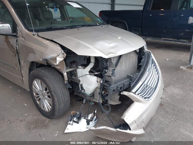 2C4RC1GG0FR514016 Chrysler Town & Country Limited Platinum