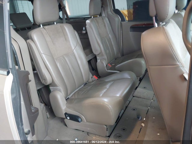 2C4RC1GG0FR514016 Chrysler Town & Country Limited Platinum