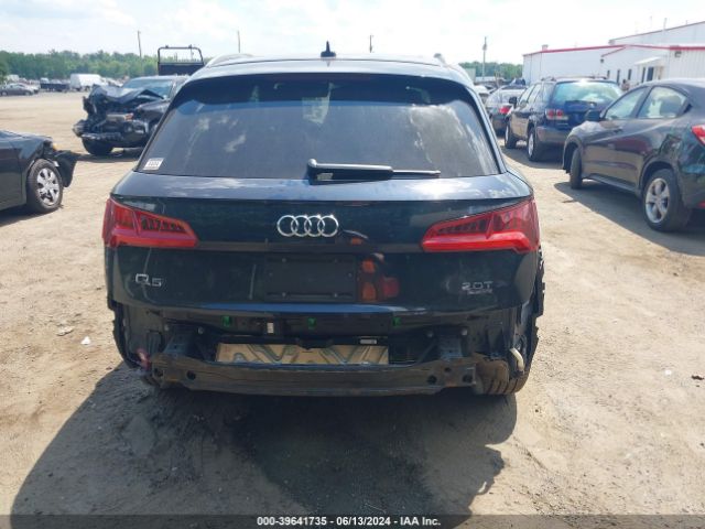 WA1BNBFY6J2023379 Audi Q5 2.0t Premium/2.0t Tech Premium