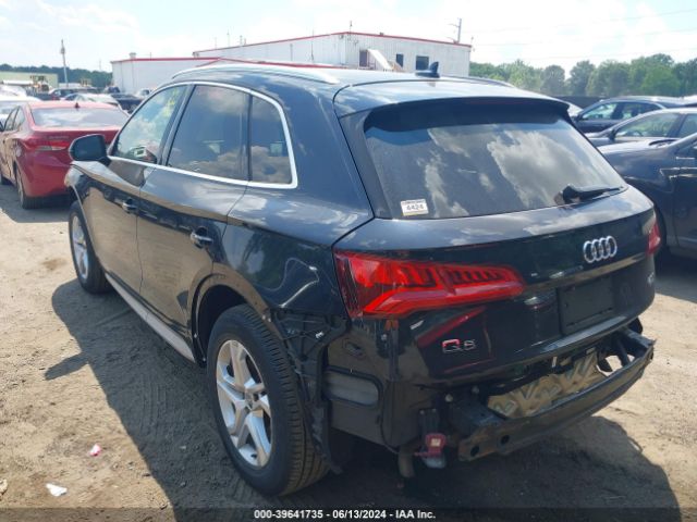 WA1BNBFY6J2023379 Audi Q5 2.0t Premium/2.0t Tech Premium