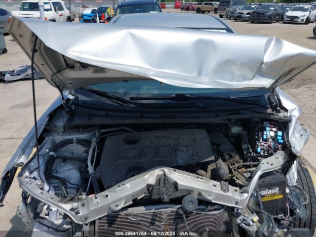 2018 TOYOTA COROLLA 2T1BURHEXJC987327 Photo 9