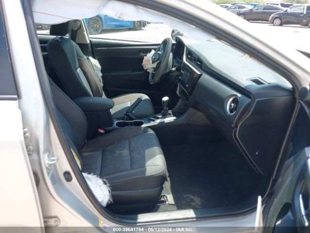 2018 TOYOTA COROLLA 2T1BURHEXJC987327 Photo 4