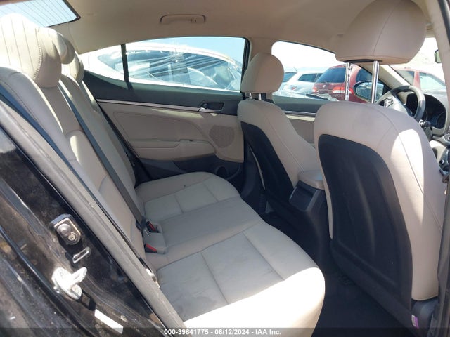 Hyundai ELANTRA SE 2017 KMHD74LF4HU396745 Image 8