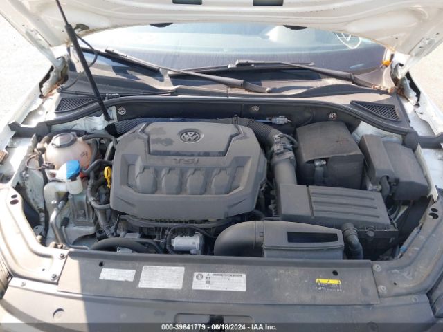 1VWAA7A31JC016580 Volkswagen Passat 2.0t R-line/2.0t S
