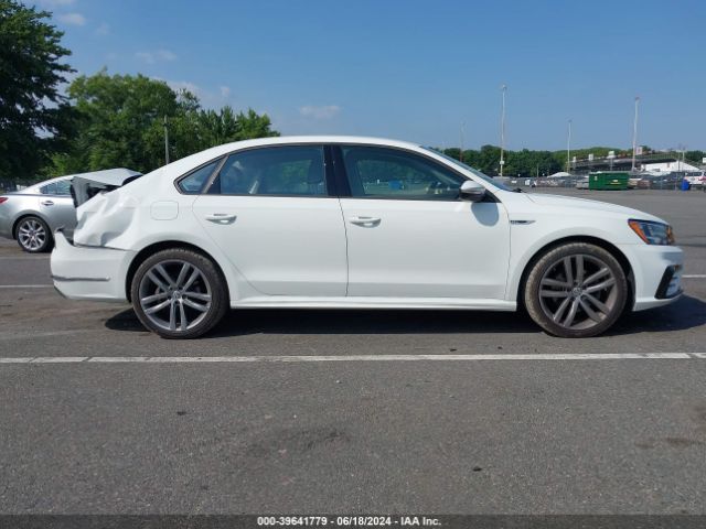 1VWAA7A31JC016580 Volkswagen Passat 2.0t R-line/2.0t S