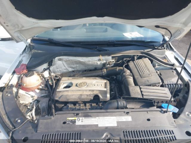 WVGAV7AX2GK000246 Volkswagen TIGUAN S