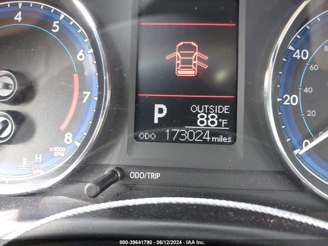 Toyota COROLLA LE 2017 5YFBURHE2HP600330 Image 15