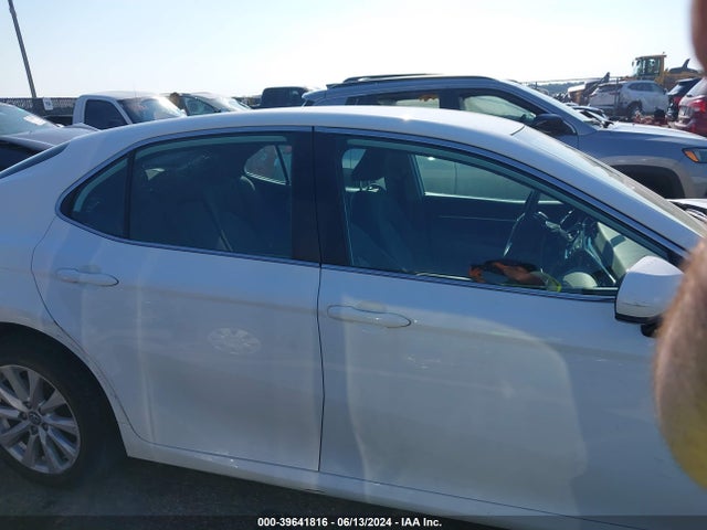 Toyota CAMRY LE 2020 4T1C11AK9LU315548 Image 13