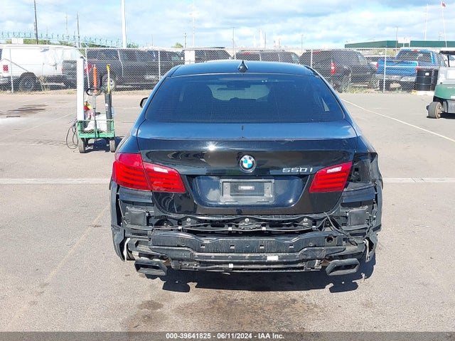 BMW 550i 2015 WBAKN9C58FD682453 Image 17