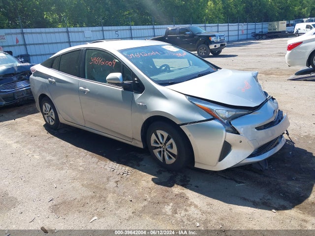 Toyota Prius Two 2017 JTDKBRFU6H3559290 zdjęcie główne